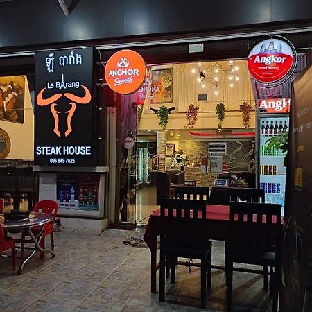 Le Barang Steakhouse & Guesthouse 시아누크빌 외부 사진