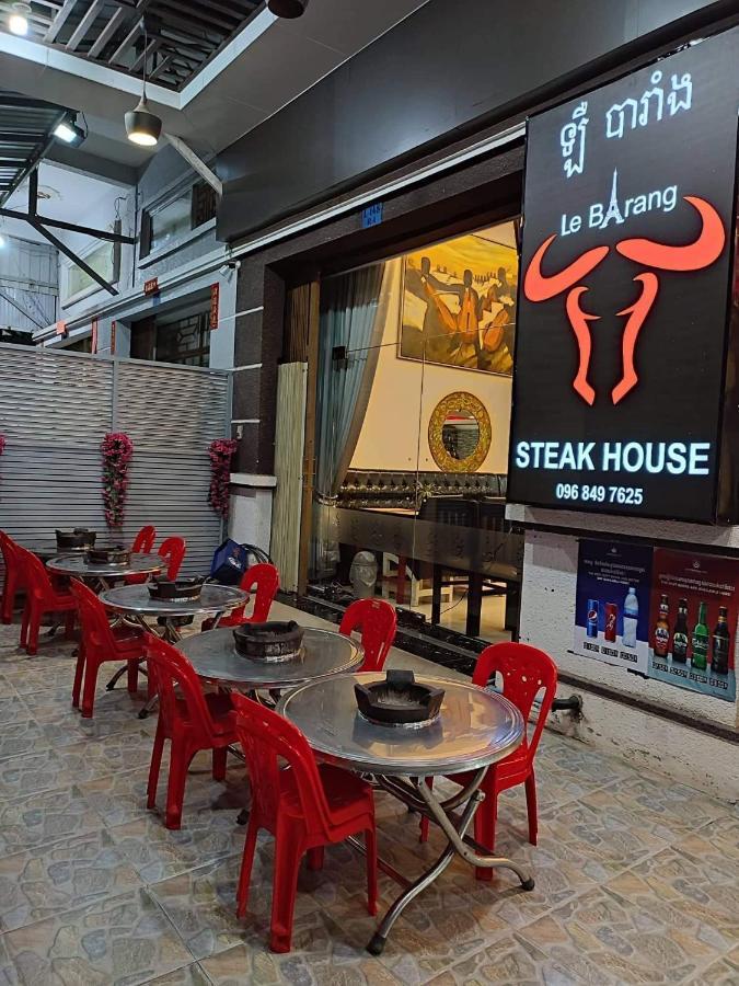 Le Barang Steakhouse & Guesthouse 시아누크빌 외부 사진