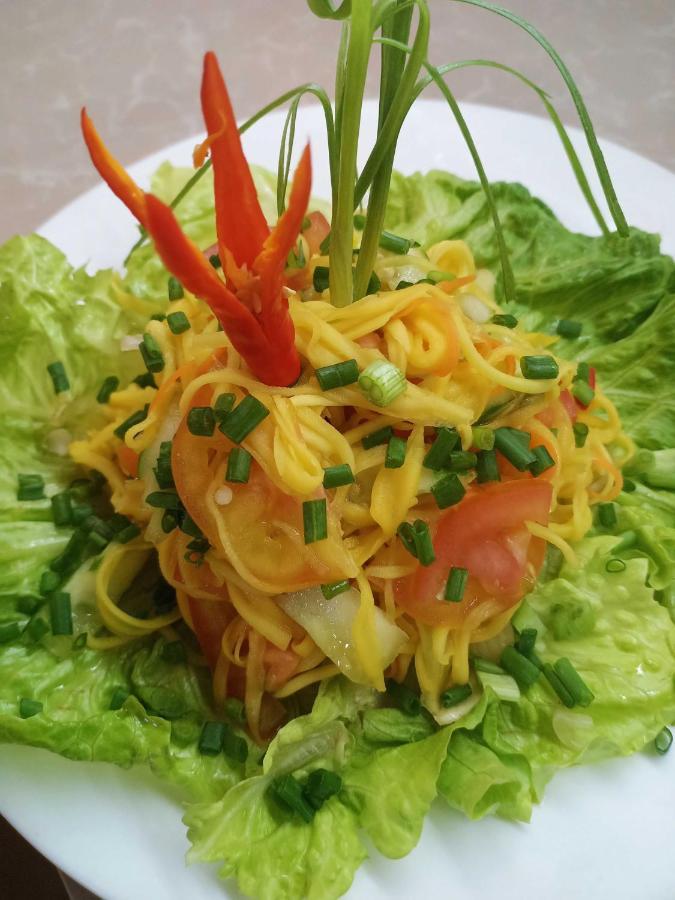 Le Barang Steakhouse & Guesthouse 시아누크빌 외부 사진